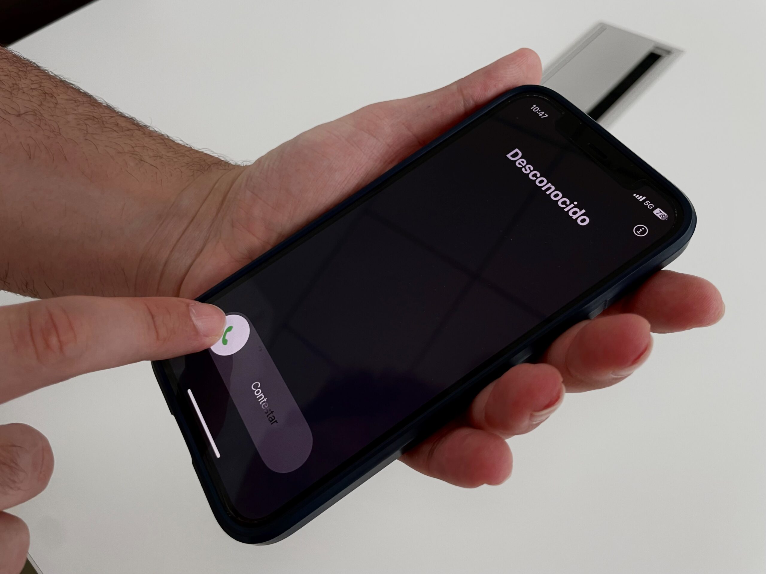 Consumo alerta sobre llamadas telefónicas fraudulentas y ofrece consejos para protegerse de las ciberestafas