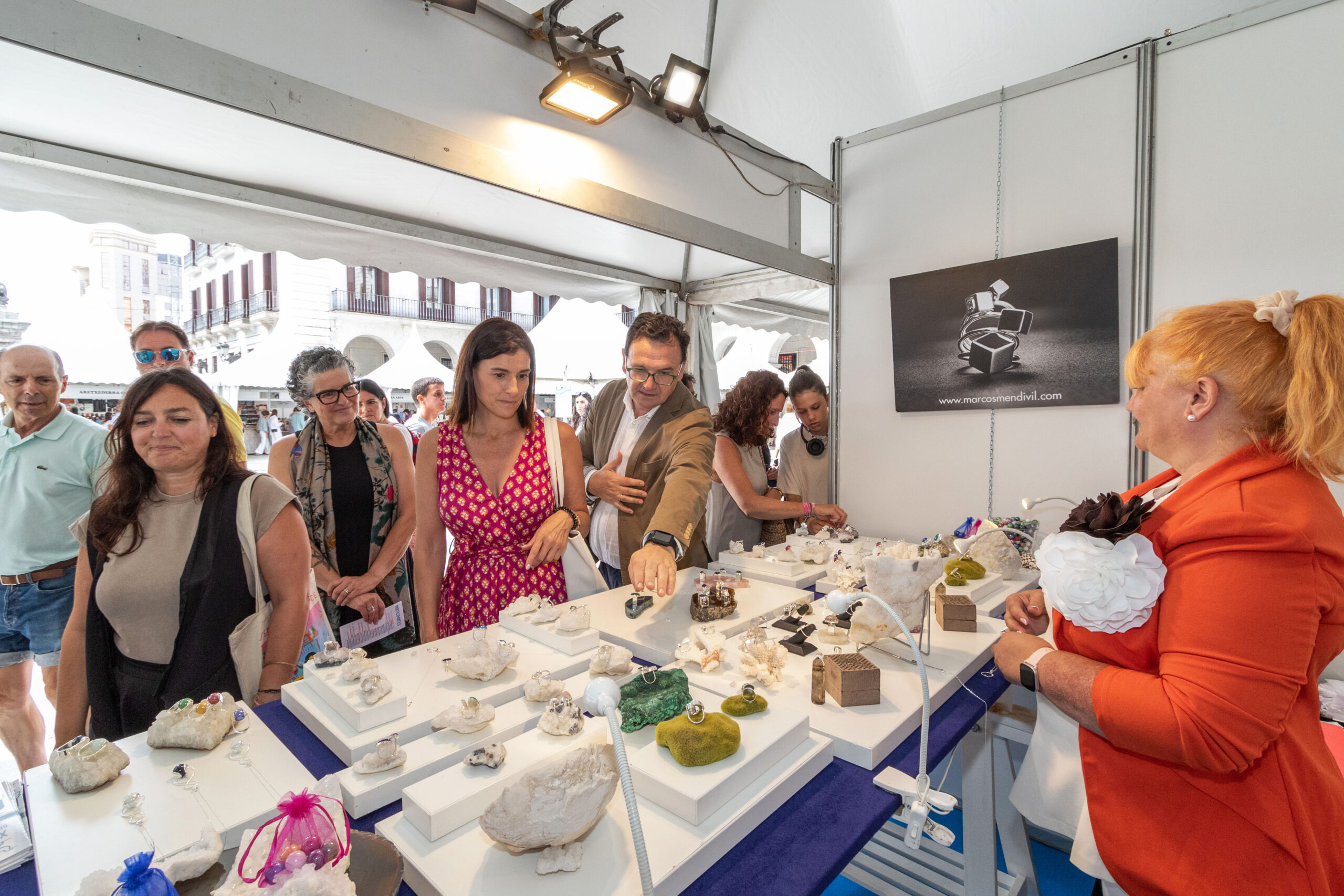 El Gobierno de Cantabria apoyará la celebración en 2026 del Certamen Bienal de Piezas Únicas de Artesanía